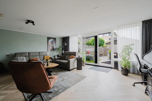 Medium property photo - Marga Klompéstraat 53, 3207 DD Spijkenisse